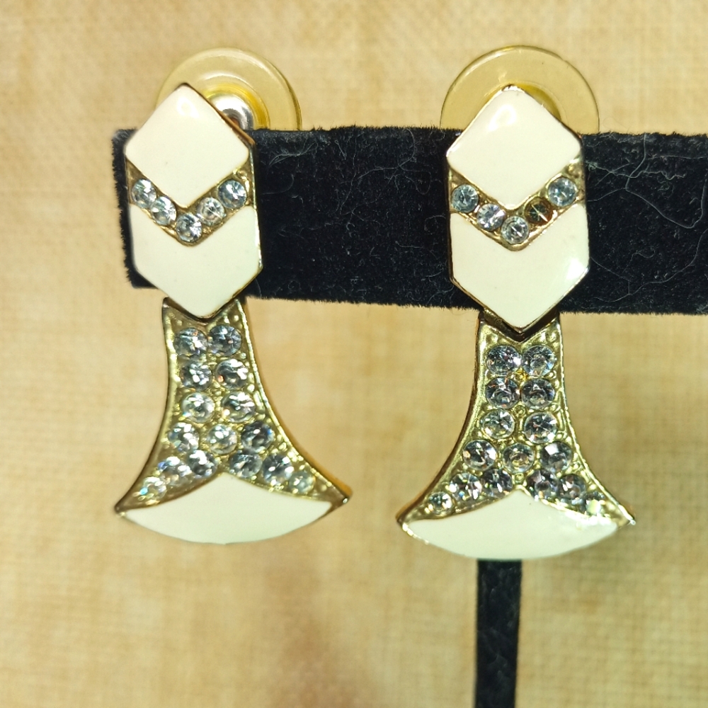 Vintage earrings white enamel and rhinestones